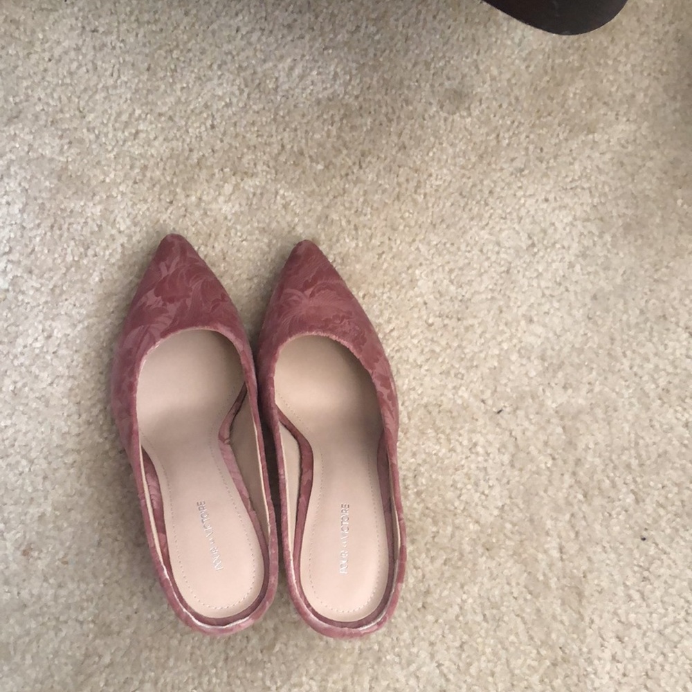 Never worn. Pour LA Victoire heels (3inches) - Picture 4 of 8